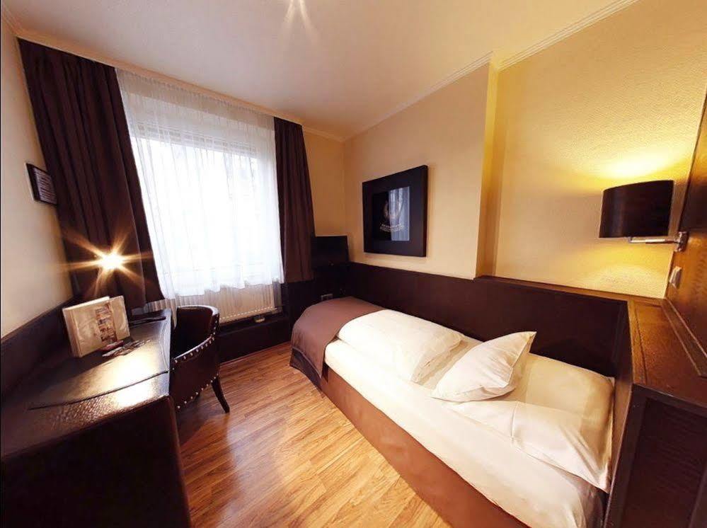 Boutique Hotel Duesseldorf Berial Екстериор снимка